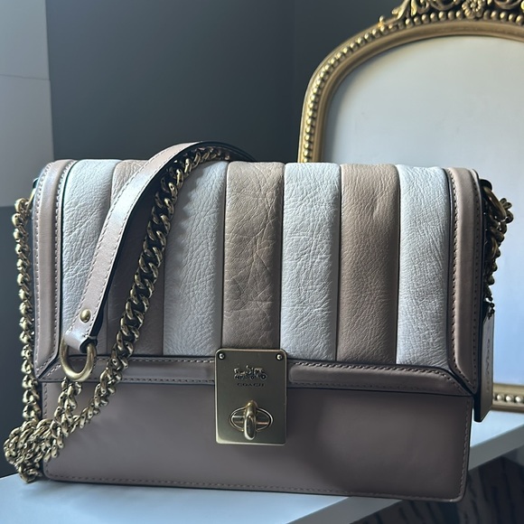 NWOT Coach Hutton Shoulder Bag with Color blocking - Picture 6 of 9